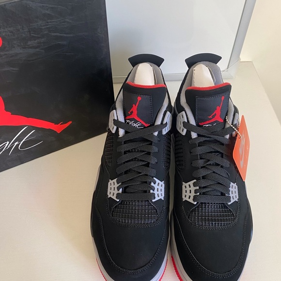 Nike Air Jordan 4 Retro Black/ Fire Red Cement Grey - Picture 4 of 13